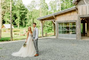 Wedding venue owner finds high-end nuptials alive and thriving
