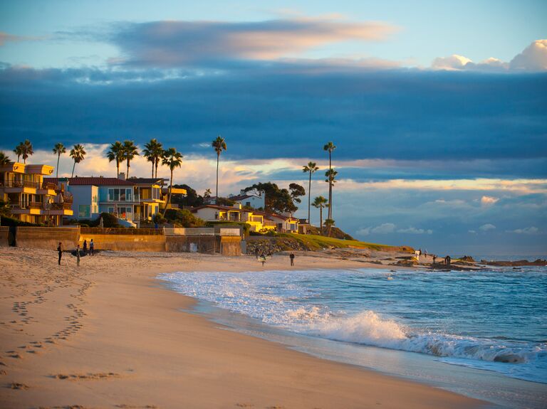 Gorgeous views of sunset in California at the beach