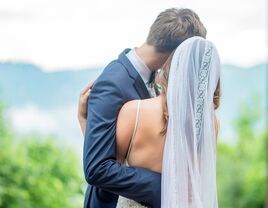 Lindsay and her husband Ras on their wedding day.