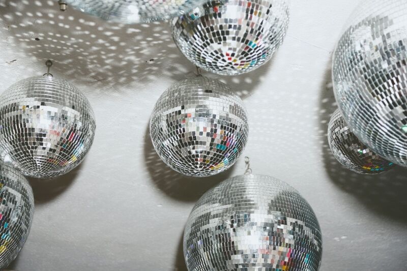 Dancing with the Stars party ideas - Mirrorball decor