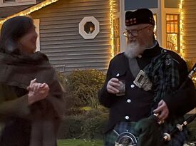 Erik Evans Bagpiping - Bagpiper - Port Angeles, WA - Hero Gallery 3