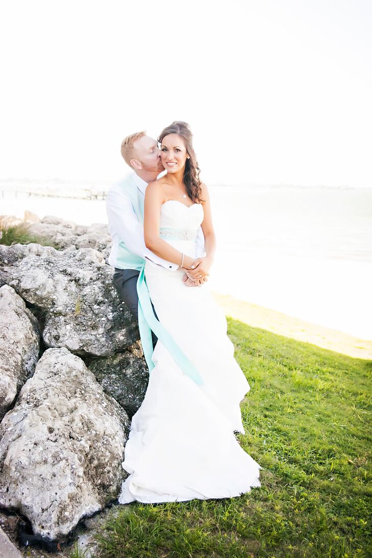 A Beach Themed Wedding At The Isla Del Sol Yacht And Country Club