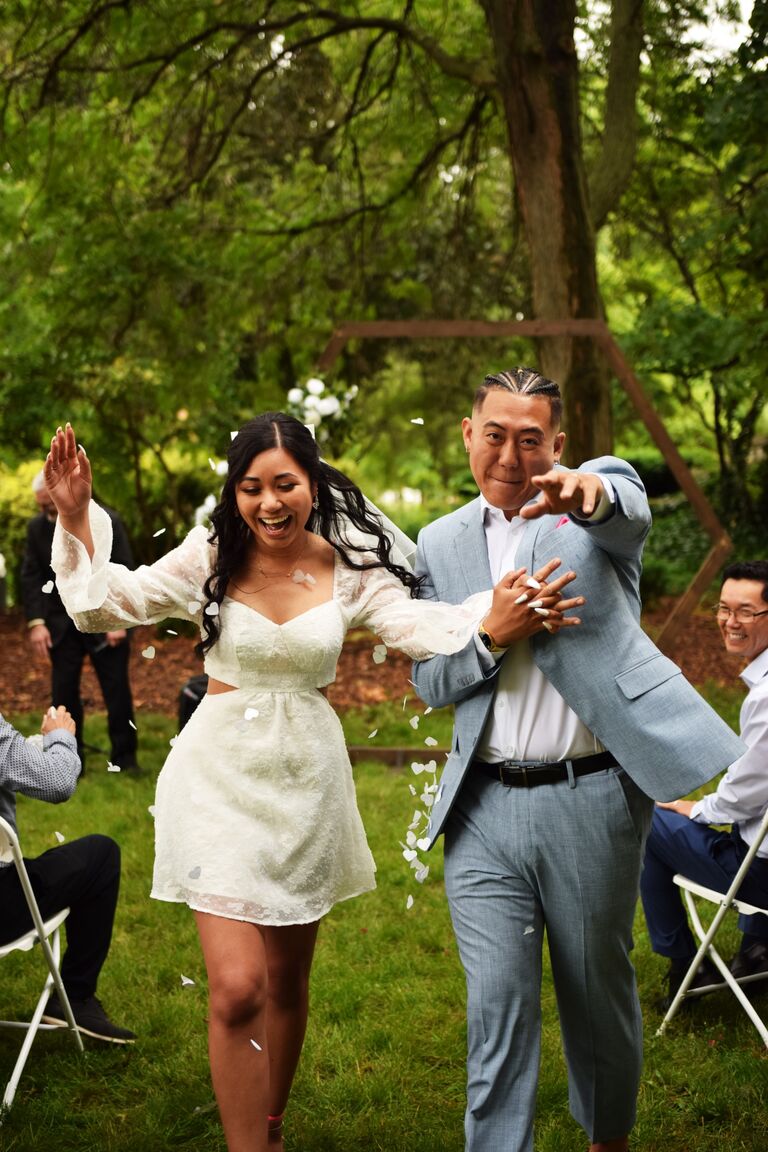 We got officially married! Although we tied the knot already, we have always dreamt of a big wedding reception!