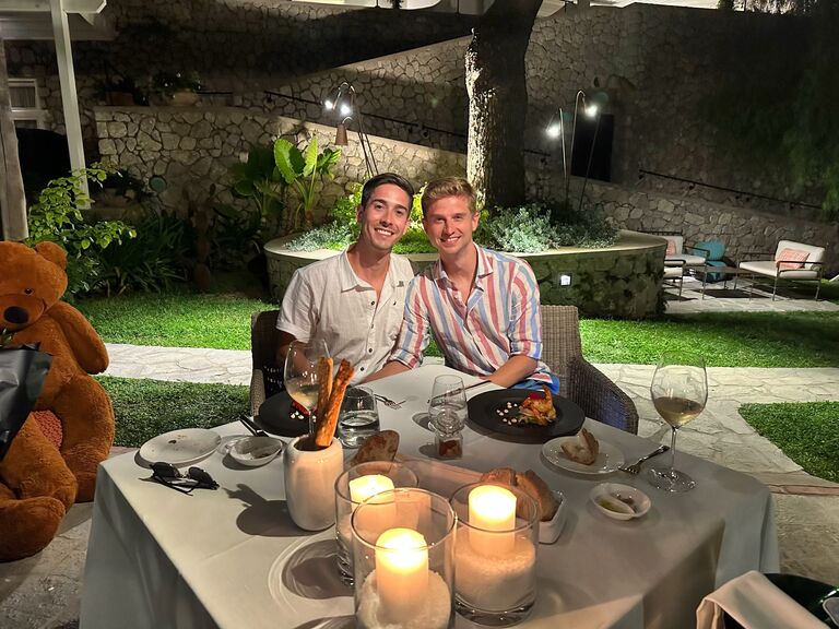 Danny arranged a private garden engagement dinner at the Ziqù in Capri, Italy. 