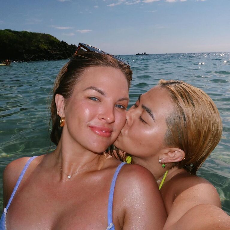 Becca Tilley Reveals Why She Waited 4 Years to Share Her Relationship with  Hayley Kiyoko