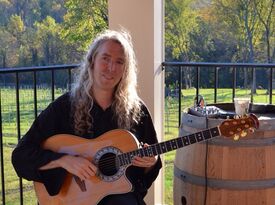Matthew Mills - Acoustic Guitarist - Woodbridge, VA - Hero Gallery 1