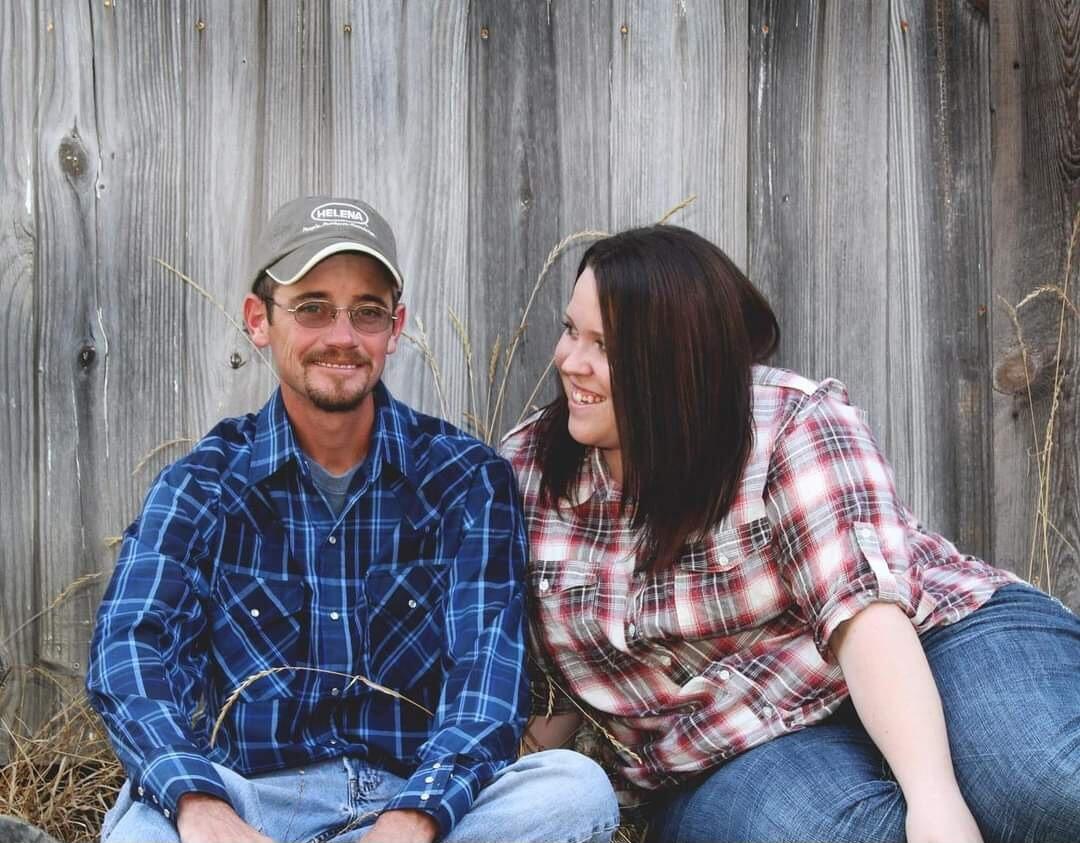 About a year into our new releationship, somehow Bryan agreed to photos.... and this hasn't happened since. HAHA To be this age again. 