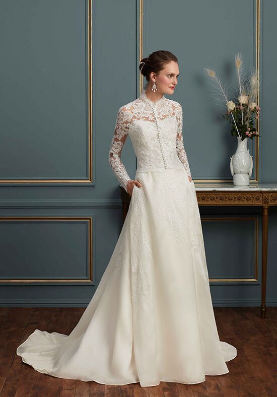 Chinese collar shop wedding dress