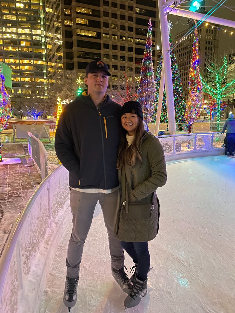 Christmas Ice Skating ⛸️ at the Gallivan Center - SLC, Utah