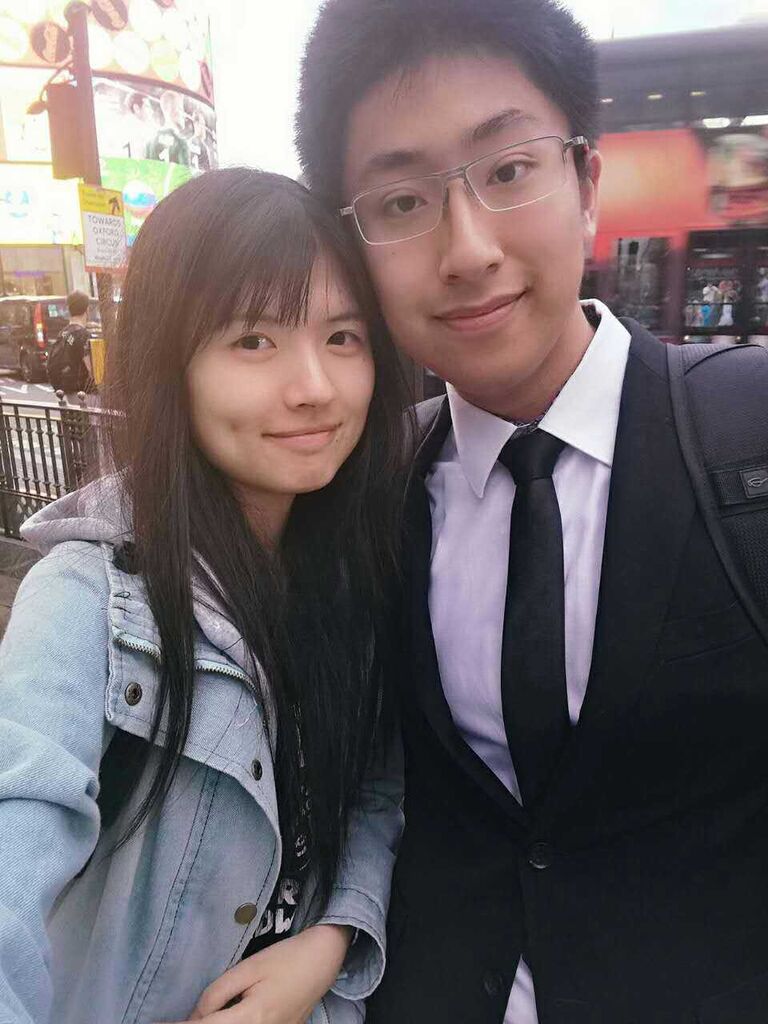 Michael and Yuan met each other at Cambridge University as undergrads studying mathematics and physics. They got together after Michael invited Yuan to go with him to a lovely Mayball in June.