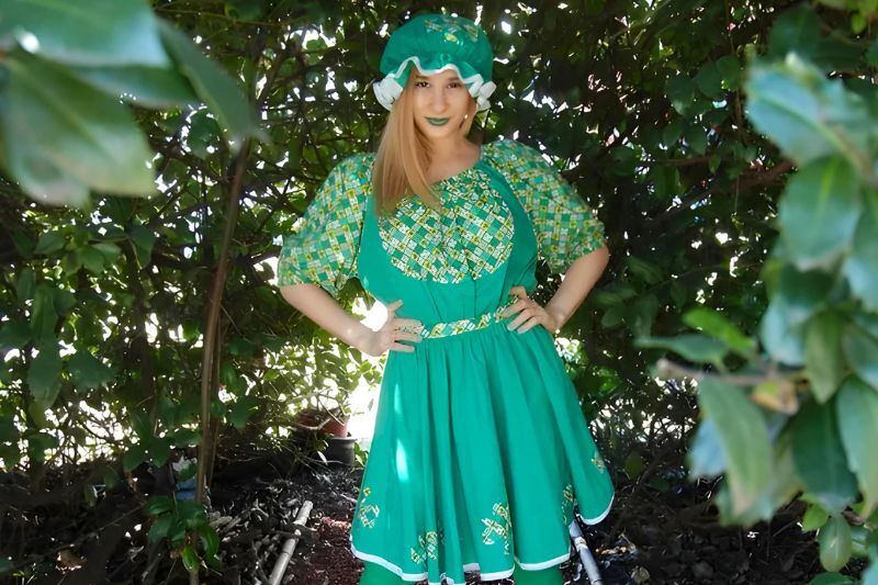 kid-friendly St. Patrick's Day party ideas - costumed character