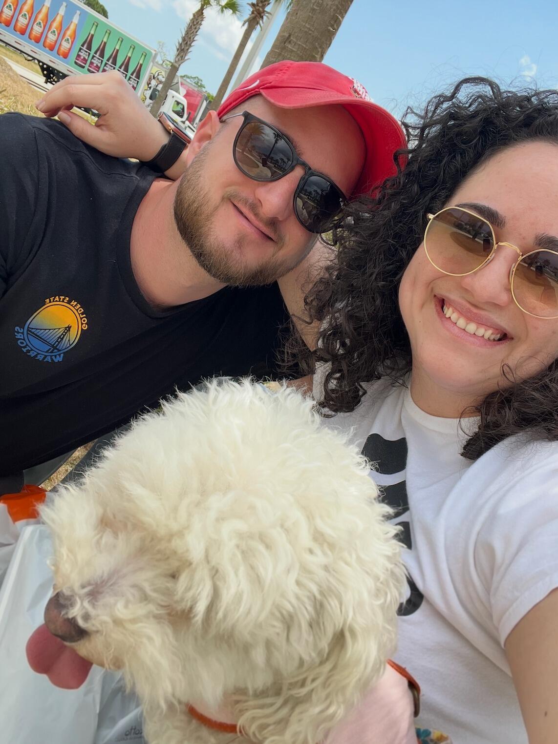 The day they left everything in Miami behind to start a life together in Washington, DC • El día que dejaron todo en Miami atrás para empezar una vida juntos en Washington DC.