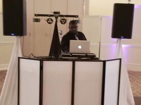 Time Well Wasted Entertainment DJ Services - DJ - Houston, TX - Hero Gallery 4