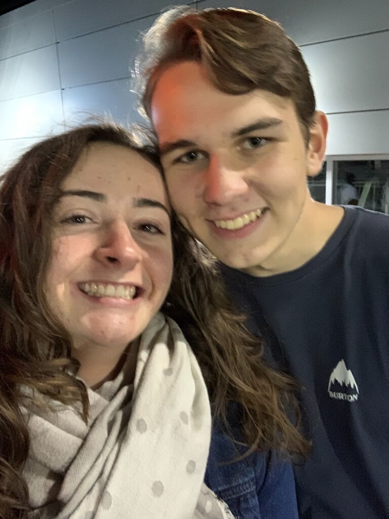 And off we went! That summer, we officially started dating as high school seniors. Despite Meghan attending a public high school and Sebastien pursuing an online education, our daily rendezvous at rowing practice kept us close. As captains of the rowing team, we formed a fantastic partnership. While college decisions loomed, we were determined to stick together. 🚣‍♂️❤️