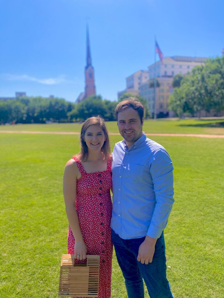 John moves to Charleston! Evin and John go from long-distance to shorter long-distance dating. 