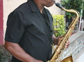 Clay Jackson - Saxophonist - Philadelphia, PA - Hero Gallery 3