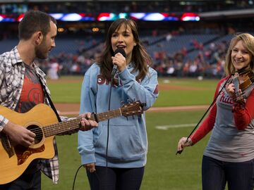 Rosaleen McGill and Glengesh - Irish Band - Philadelphia, PA - Hero Main