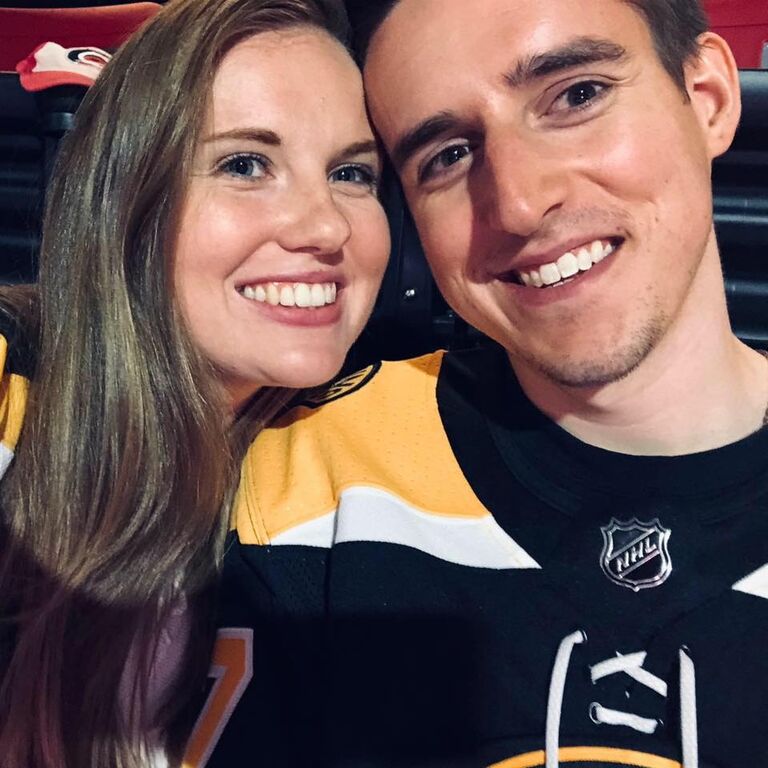 Boston Bruins vs Carolina Hurricanes