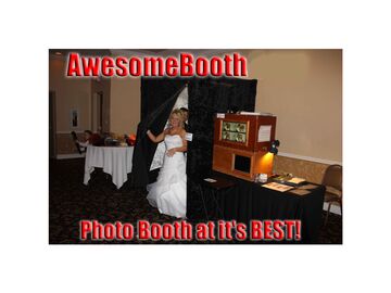 AwesomeBooth Photo Booth Rentals - Photo Booth - Toledo, OH - Hero Main