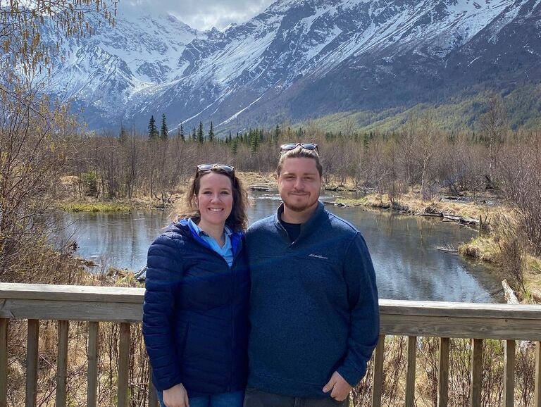 Nathan took Elizabeth to Anchorage, Alaska for a beautiful family vacation!
