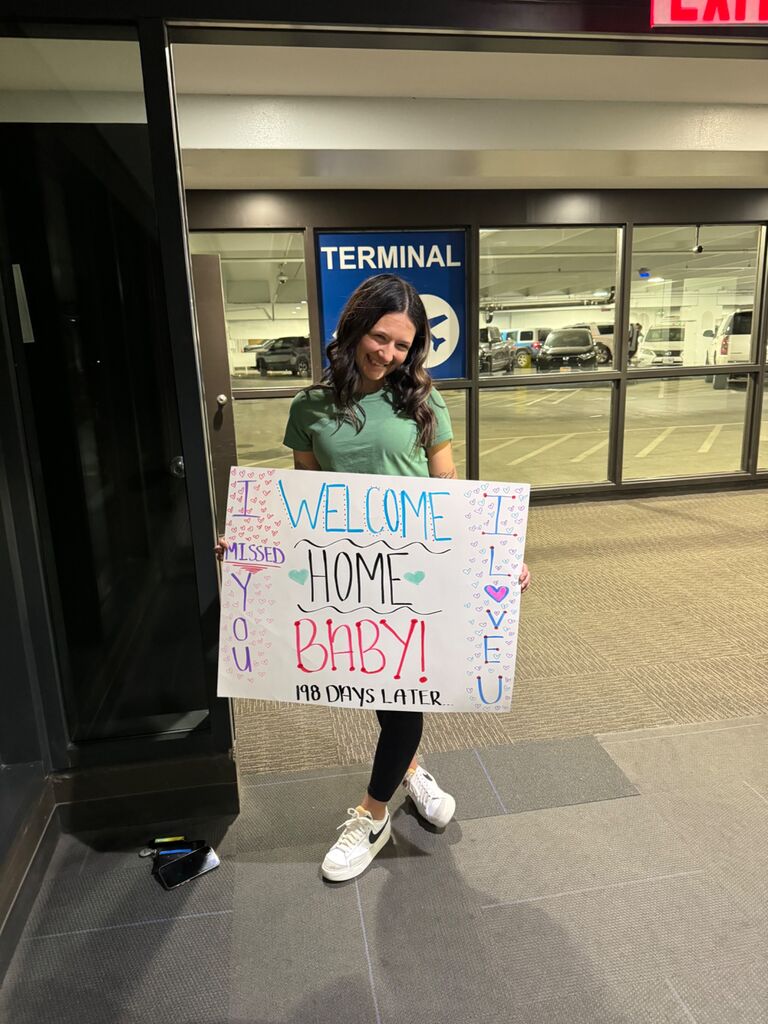 william comes home from a seven month deployment!!!!