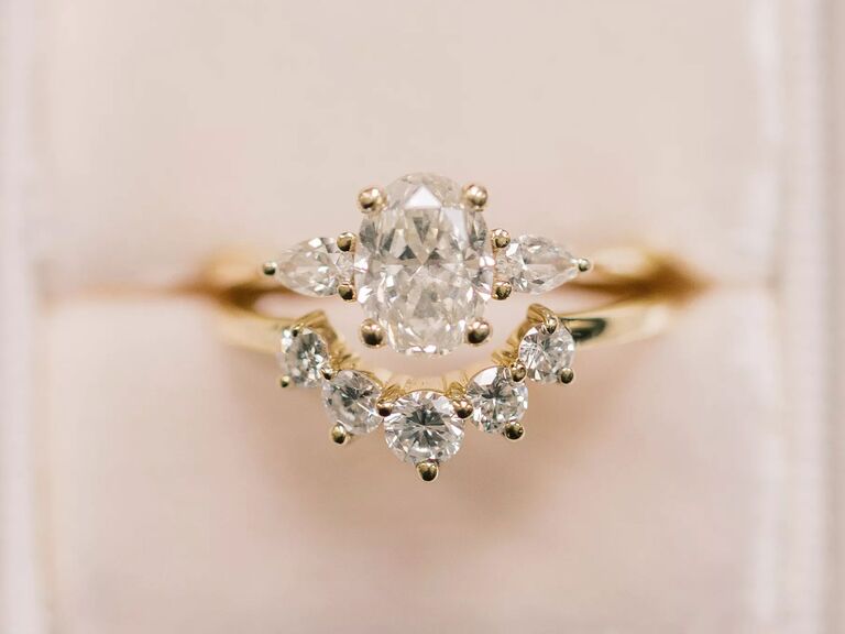 Oval Engagement Rings: 30+ Best Oval Rings For Brides