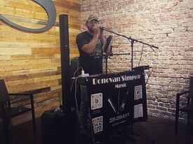 Donovan Bryant - Country Singer - Pigeon Forge, TN - Hero Gallery 4