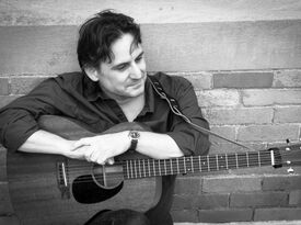 Daniel DeSantis - Acoustic Guitarist - Columbus, OH - Hero Gallery 4