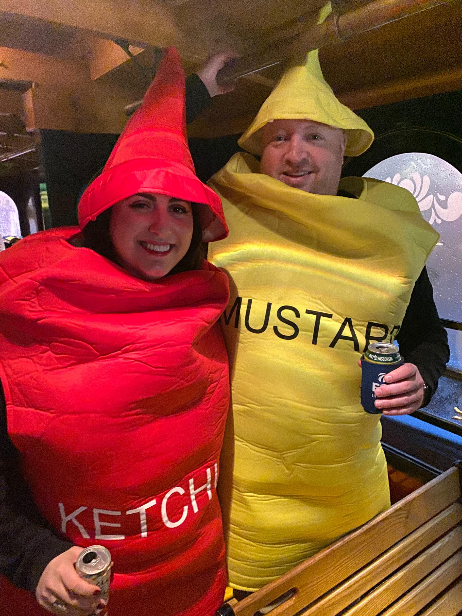 What a better duo then Ketchup and Mustard for our first Halloween together!