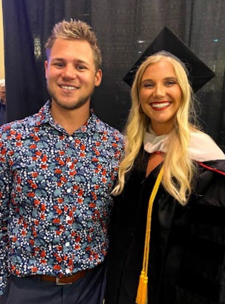 Morgan graduated from Chiropractic School and became Dr. Thomsen.