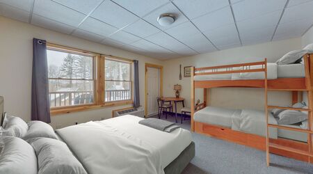 THE LODGE AT SCHROON LAKE - Prices & Hotel Reviews (NY)