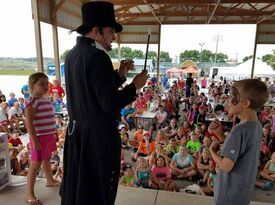 Rondini Magic and Hypnosis  - Magician - Appleton, WI - Hero Gallery 4