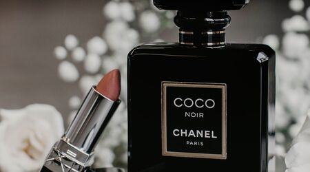 Chanel Coco Noir Extrait Unboxing. 