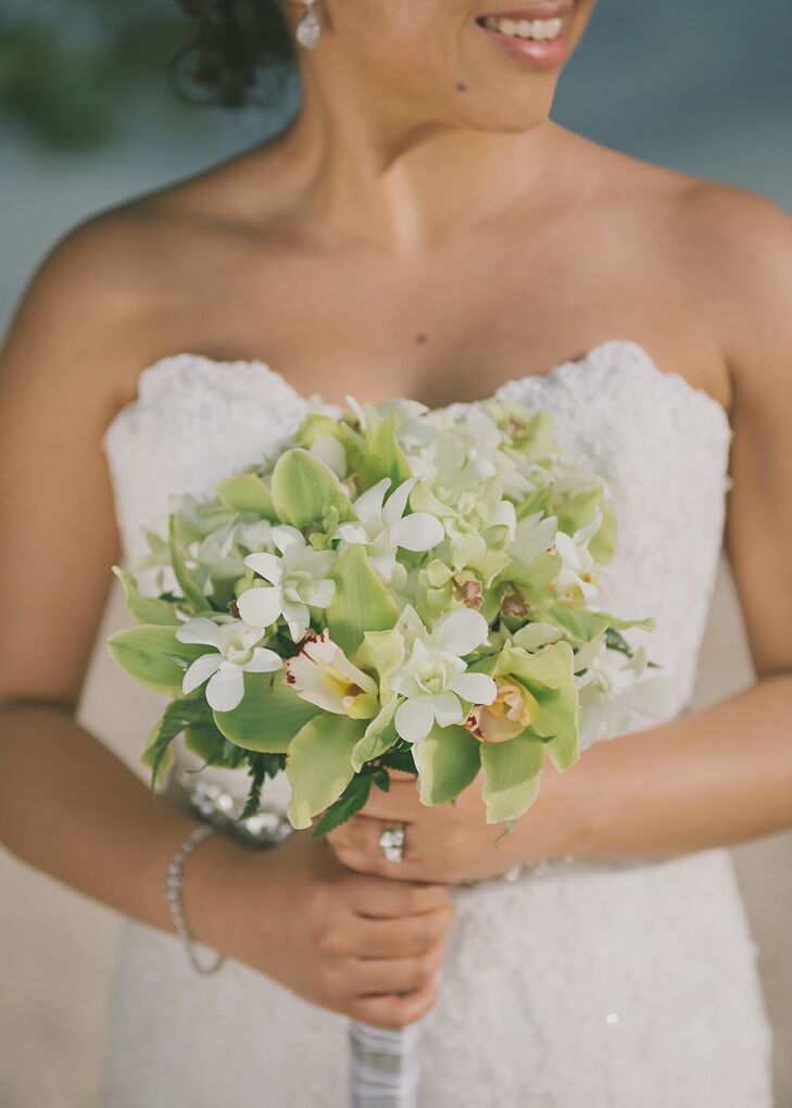 Tai Flora Negril created this tropical bouquet full of white and green orchids for Maricel. Luckily, the orchids could withstood the heat in Jamaica.