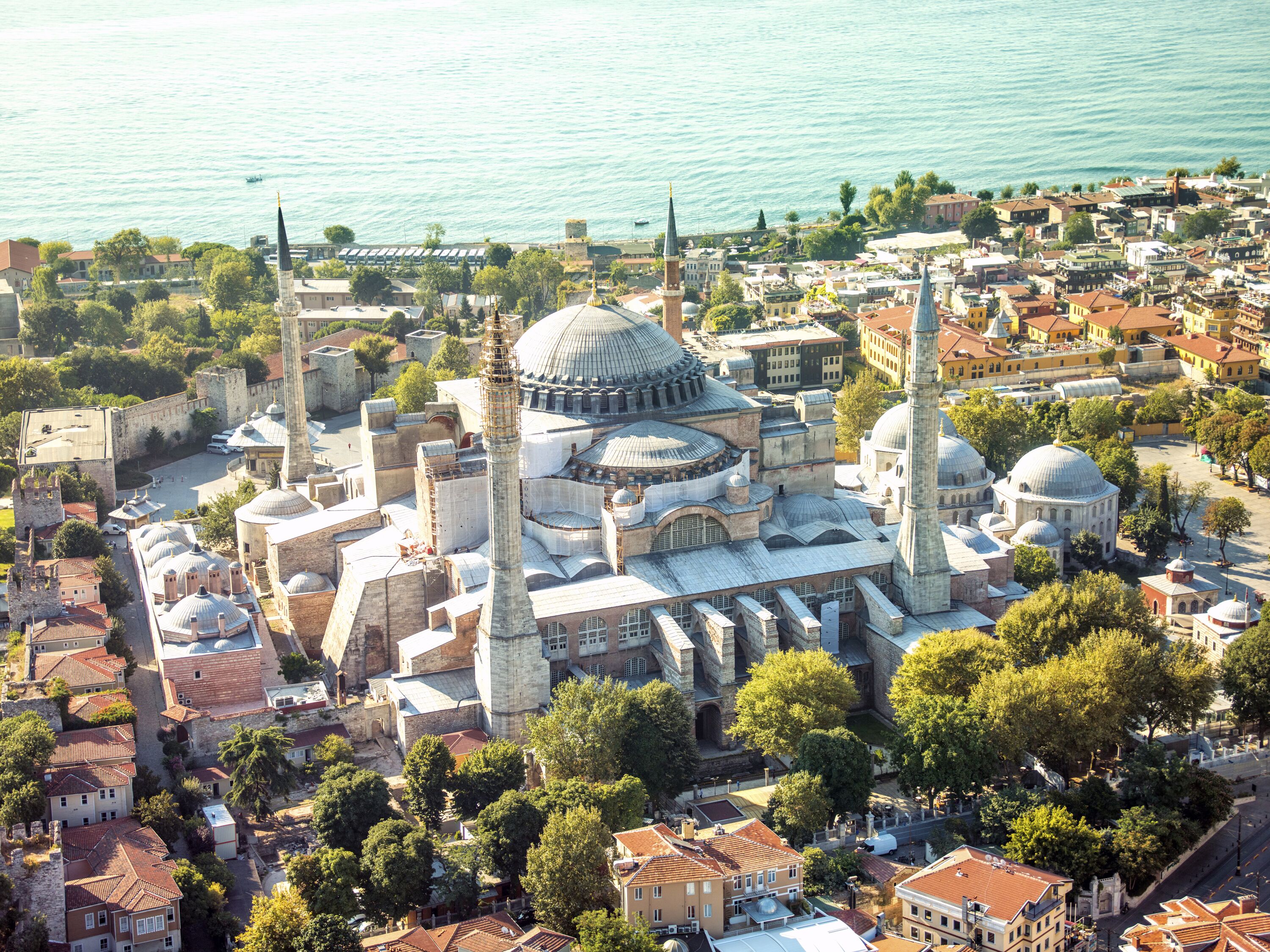 Istanbul Honeymoon Weather and Travel Guide