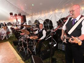 Rusch Entertainment - The Ultimate Party Band CEYX - Variety Band - Freeland, MI - Hero Gallery 2