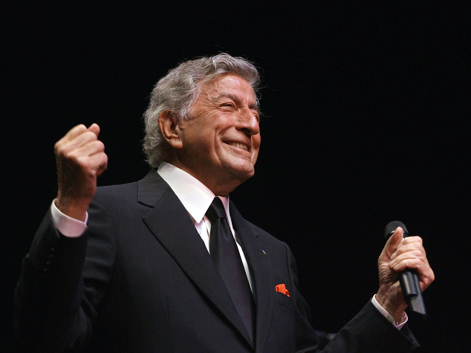The Best Tony Bennett Love Songs to Play at Your Wedding