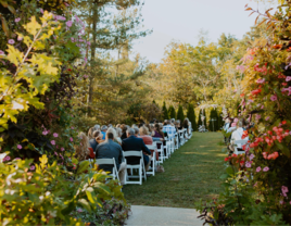 Oak Hill Gardens LLC small wedding venue in London, Kentucky