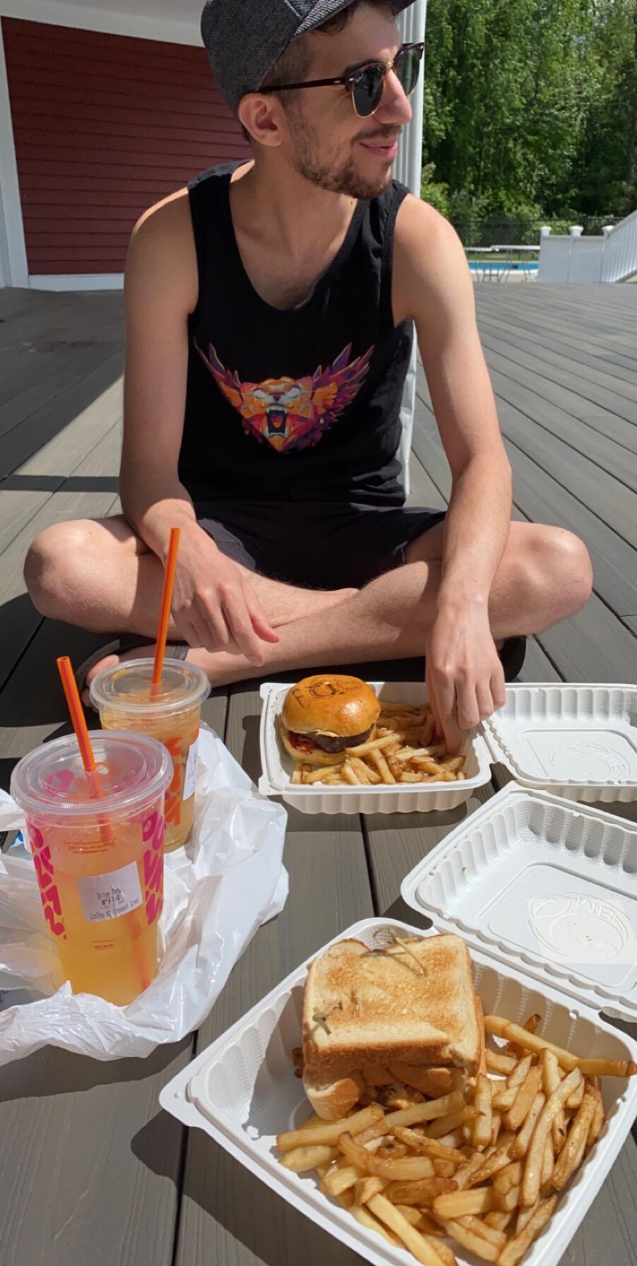 Due to Covid, Bella and Stephen had a 2 week on, 1 month off schedule. During their 2 weeks together, they spent most of their time eating food, playing Tetris, and figuring out how to navigate living with someone they (basically) just met. That's right, they're a Covid couple. 