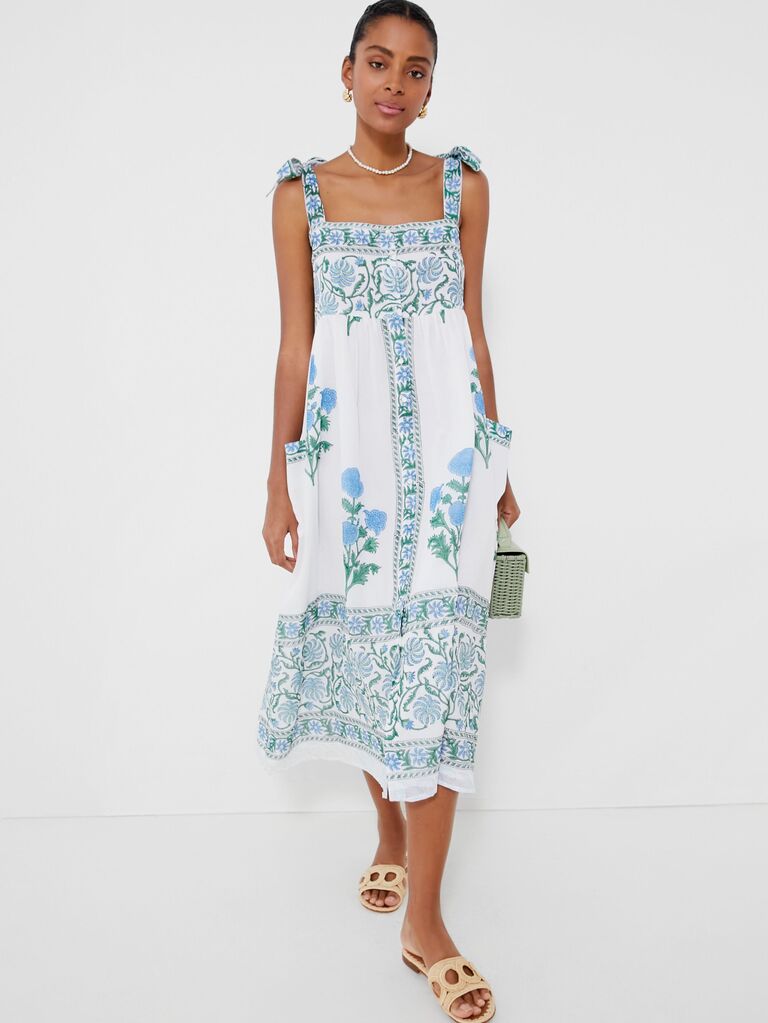 25 Beautiful Summer Mother-of-the-Bride Dresses for 2023