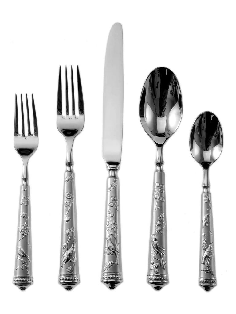 Unique silverware set