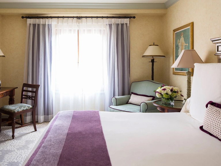 Delamar Greenwich Harbor