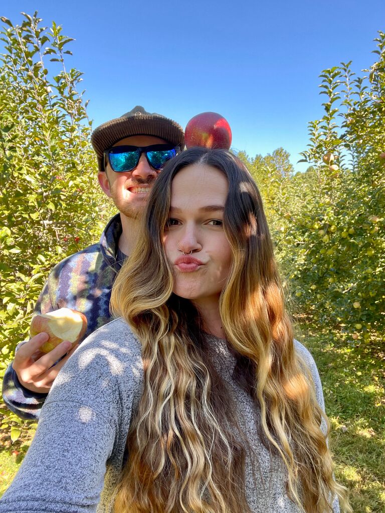 Apple Picking @ SkyTop (not as cool as New Hampshire but close)