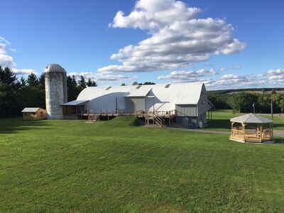 Barn Wedding Venues In Rochester Ny The Knot