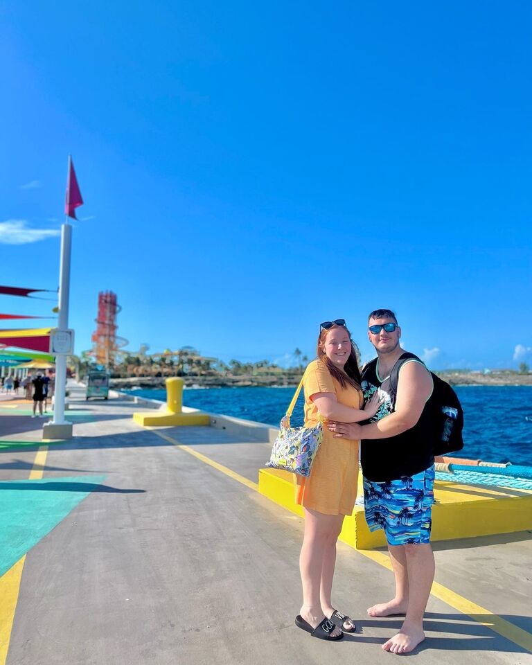 Our 1 Year Anniversary Celebration (Lucas' first cruise ever -  Independence of the Seas)