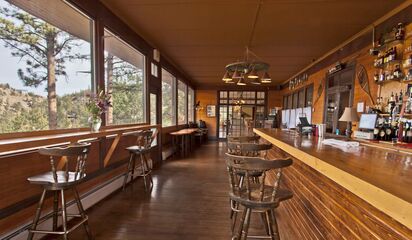 The View Restaurant At The Historic Crags Lodge Reception