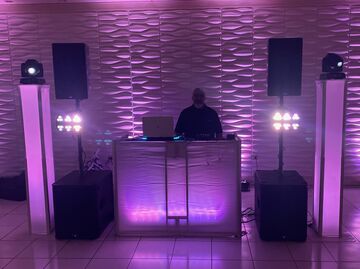 Bodega Beatz Entertainment & Photo Booths - DJ - Chicago, IL - Hero Main