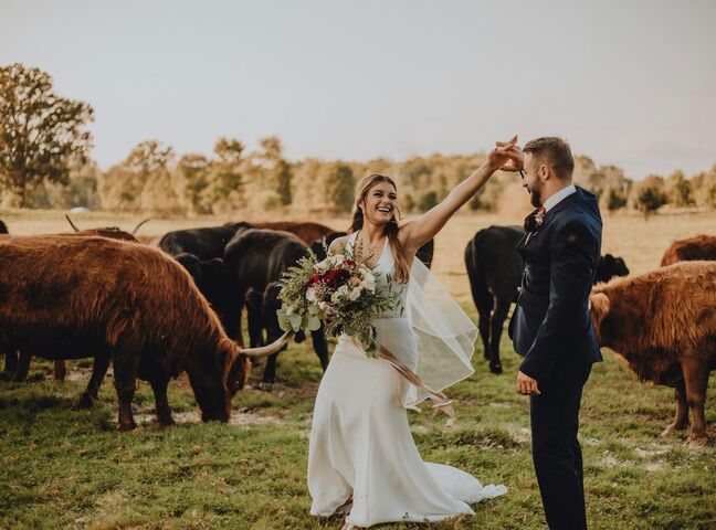 The Farmhouse at Emmett Ridge Farm | Reception Venues - The Knot