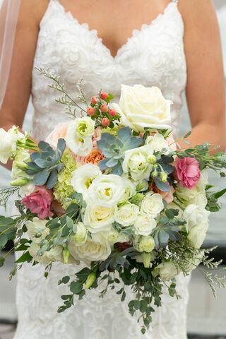 Waukesha Floral & Greenhouse | Florists - Waukesha, WI