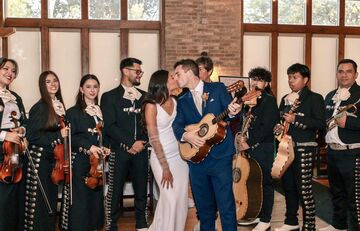 MARIACHI ZAMORA (Mariachi Mexico International) - Mariachi Band - Milwaukee, WI - Hero Main